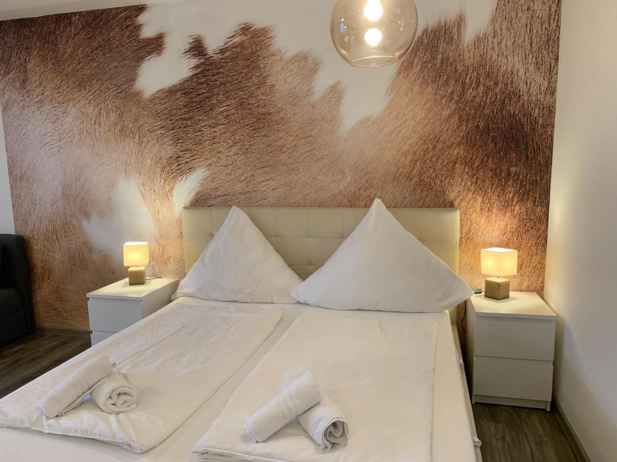 Mitten In - Grosszuegig - Tolles Design Appartement *