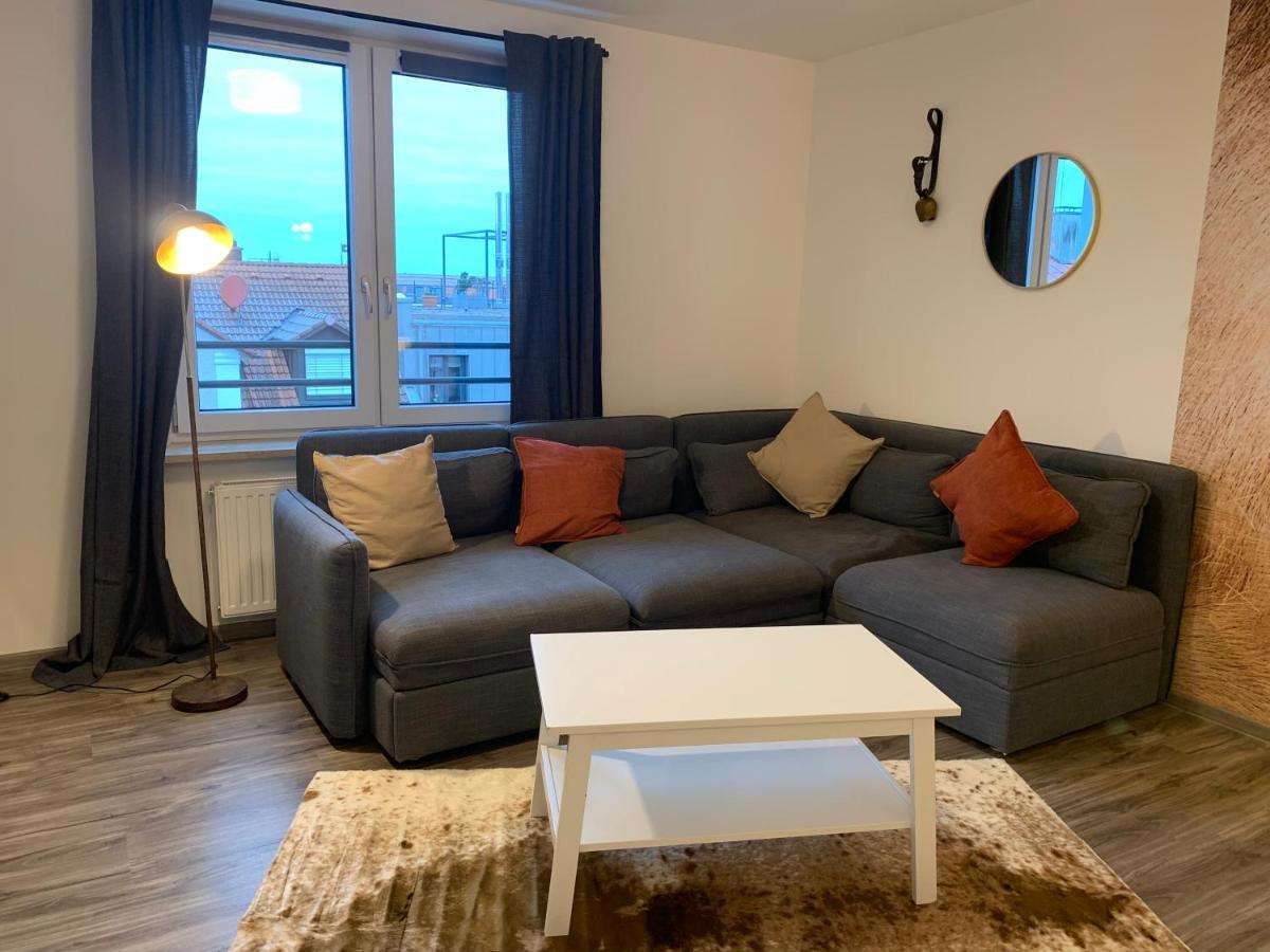 Mitten In - Grosszuegig - Tolles Design Appartement